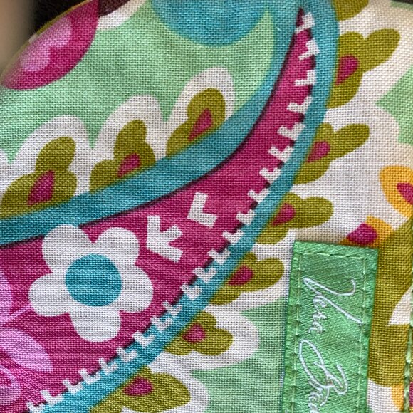 Vera Bradley Zip ID Case Tutti Fruitti 2013 Credit Card License Holder 5"W x 3"H - Picture 3 of 7